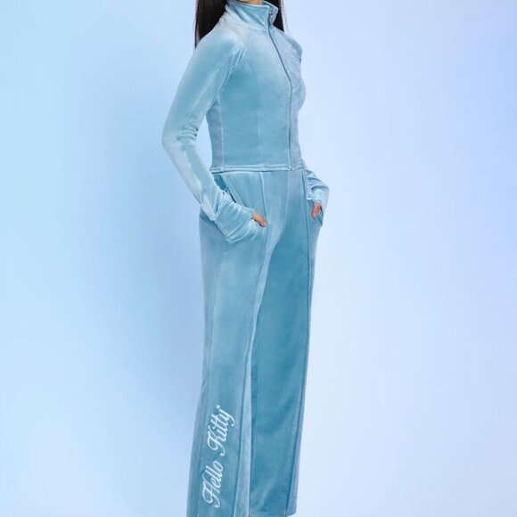 NEW! ANGEL HELLO KITTY FOREVER 21 Velvet Blue Sweatpants Size S DISCONTINUED Bow - Picture 1 of 12